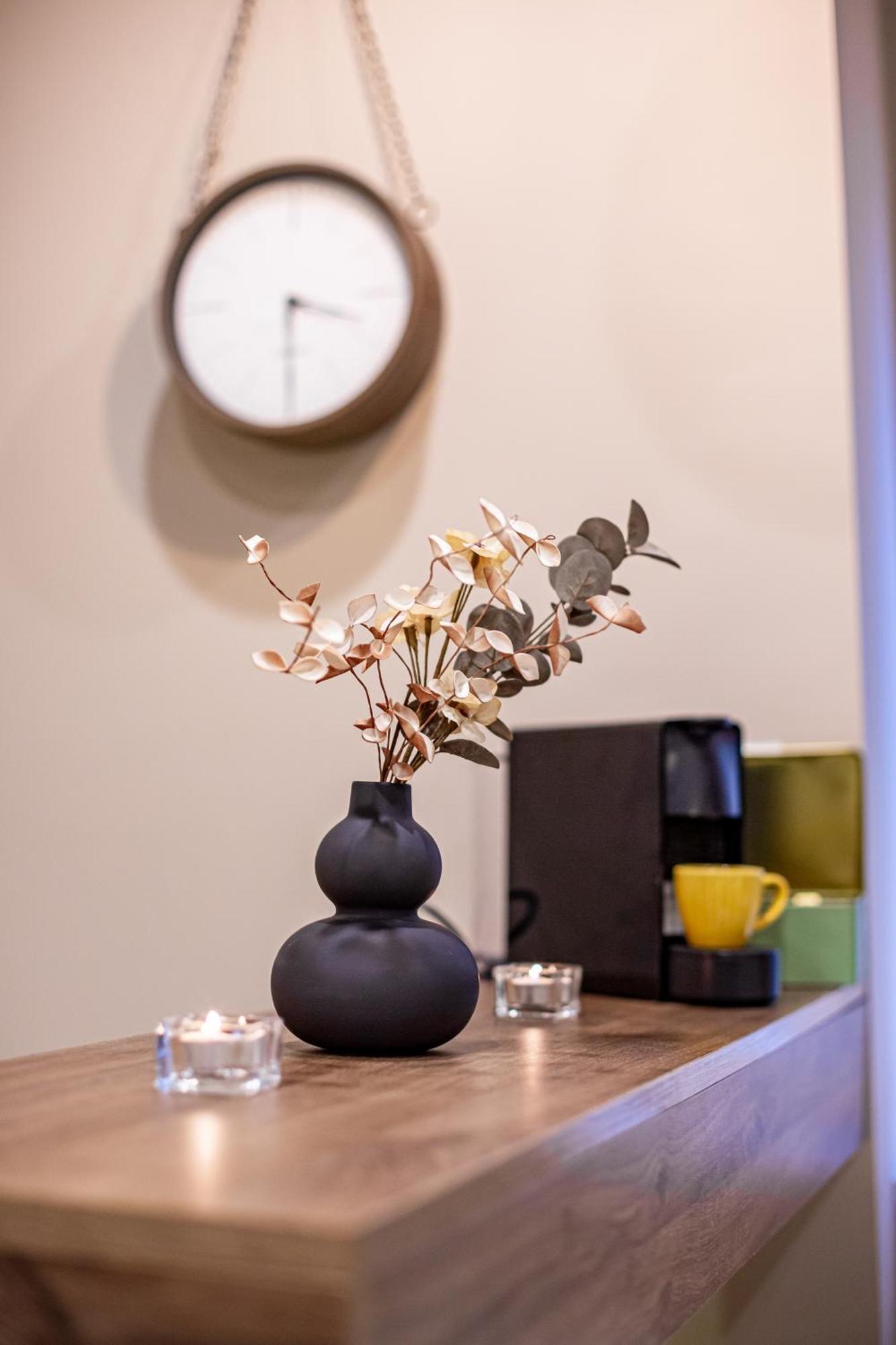 Venus Apartment With Jacuzzi And Sauna - City Center Belgrado Esterno foto