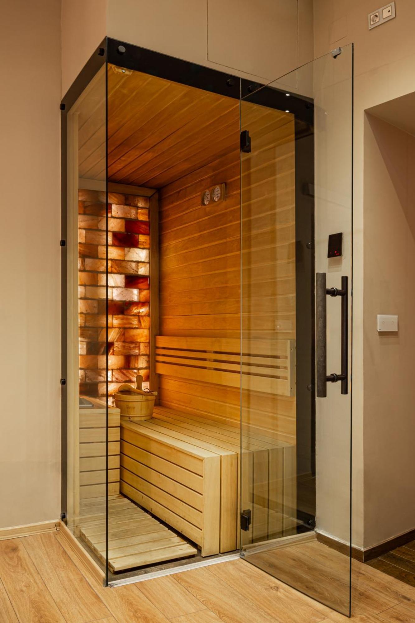 Venus Apartment With Jacuzzi And Sauna - City Center Belgrado Esterno foto
