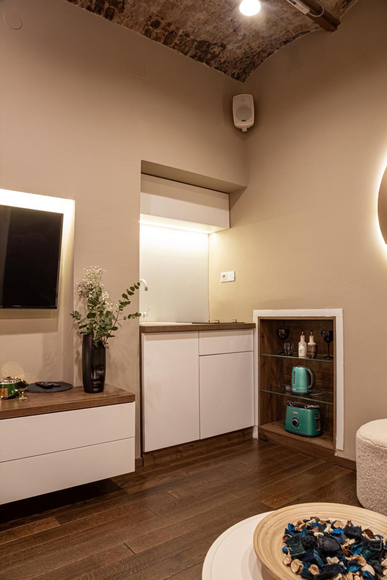 Venus Apartment With Jacuzzi And Sauna - City Center Belgrado Esterno foto